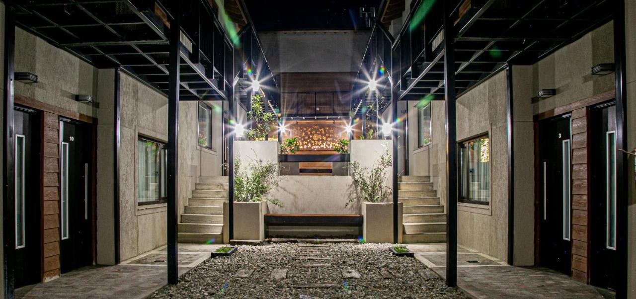 Senderos Aparts & Suites El Chalten Ngoại thất bức ảnh
