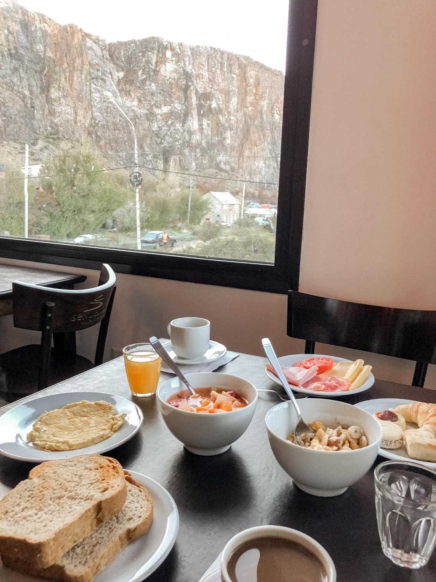 Senderos Aparts & Suites El Chalten Ngoại thất bức ảnh