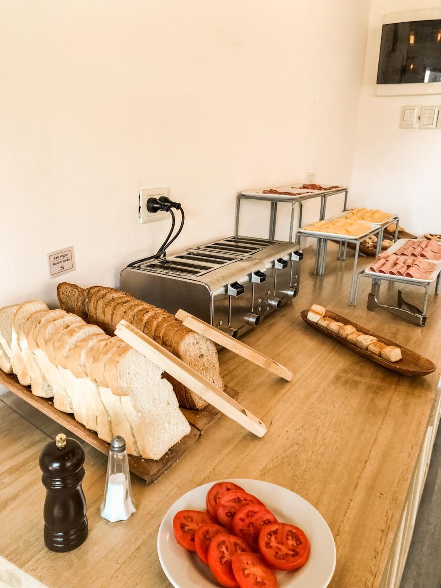 Senderos Aparts & Suites El Chalten Ngoại thất bức ảnh